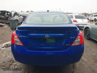 2014 Nissan Versa S with VIN 3N1CN7AP6EL860856, listed as a IAAI auction lot 41744457 with 95,458 mi miles. Bid and sale history available at carsss.com. Image 16.
