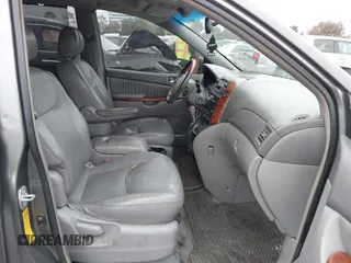 2004 Toyota Sienna XLE with VIN 5TDZA22C24S144398, listed as a IAAI auction lot 42065877 with 187,911 mi miles and . Bid and sale history available at DreamBid. Image 5.
