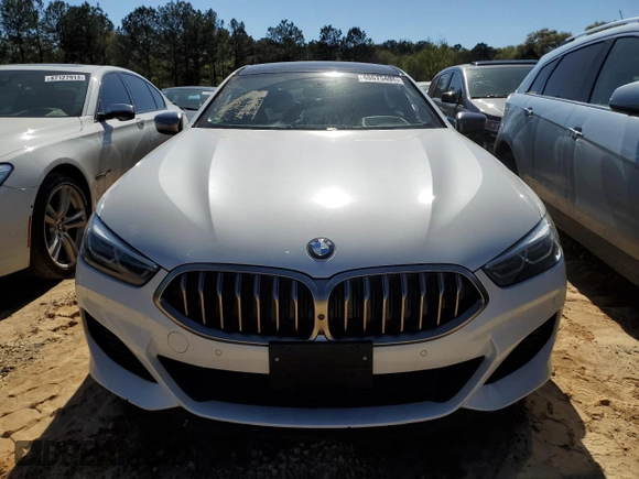 2020 BMW 8 Series M850i with VIN WBAGV8C03LBP49066, listed as a Copart auction lot 48675404 with 28,368 mi miles. Bid and sale history available at carsss.com. Image 5.