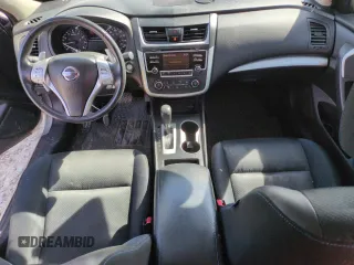 2017 Nissan Altima S z VIN 1N4AL3AP1HN302197, wystawiony jako Copart lot #50636145 z przebiegiem 107 178 mil mil oraz Szkoda całkowita • Salvage title. Historia ofert i sprzedaży dostępna na DreamBid. Obrazek 8.