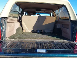 1994 Ford Bronco Custom with VIN 1FMEU15H7RLA10742, listed as a IAAI auction lot 41395473 with 122,604 mi miles and . Bid and sale history available at DreamBid. Image 18.