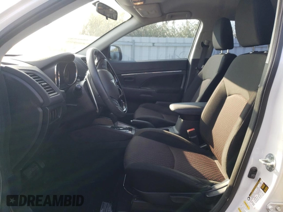 2018 Mitsubishi Outlander Sport ES z VIN JA4AH3AUXJU602084, wystawiony jako Copart lot #68704123 z przebiegiem 102 870 mil mil oraz . Historia ofert i sprzedaży dostępna na DreamBid. Obrazek 7.