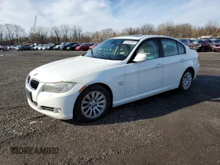 2011 BMW 3 Series 328i xDrive with VIN WBAPK5G52BNN24616, listed as a Copart auction lot 50162385 with 135,593 mi miles and Salvage Title. Bid and sale history available at carsss.com. Image 1.
