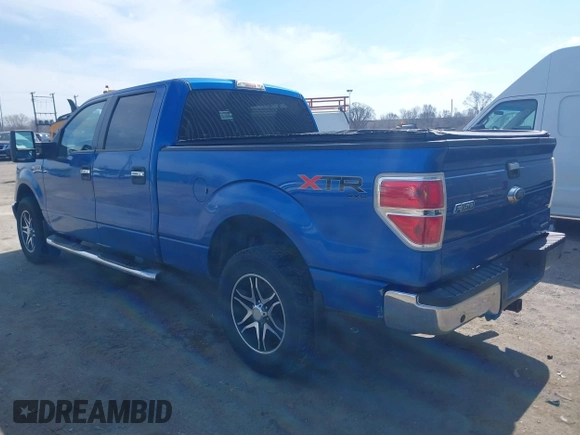 2013 Ford F-150 XL with VIN 1FTFW1EF4DKF68287, listed as a IAAI auction lot 41272574 with 230,951 mi miles. Bid and sale history available at carsss.com. Image 3.