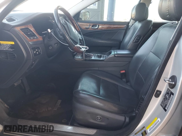 2014 Hyundai Equus Ultimate z VIN KMHGH4JH8EU080596, wystawiony jako Copart lot #42102015 z przebiegiem 248 038 mil mil oraz Szkoda całkowita • Salvage title. Historia ofert i sprzedaży dostępna na DreamBid. Obrazek 7.