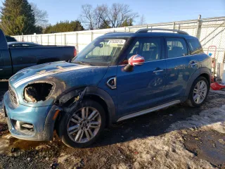 2019 MINI Countryman Cooper S with VIN WMZYT3C55K3E94296, listed as a Copart auction lot 87533315 with 0 mi miles and Salvage Title. Bid and sale history available at carsss.com. Image 1.