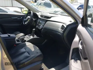 2018 Nissan Rogue SV with VIN 5N1AT2MT6JC844714, listed as a IAAI auction lot 41969677 with 121,187 mi miles and . Bid and sale history available at carsss.com. Image 5.