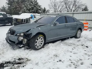 2008 Mercedes-Benz S-Class 5.5L V8 with VIN WDDNG86XX8A172665, listed as a Copart auction lot 44854215 with 184,229 mi miles and Salvage Title. Bid and sale history available at carsss.com. Image 1.
