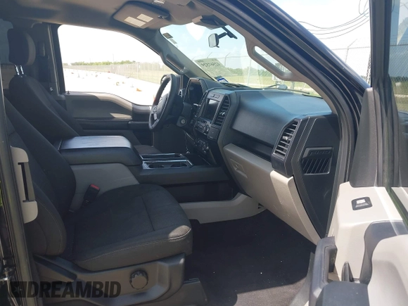 2020 Ford F-150 XL z VIN 1FTEX1CP0LFC16156, wystawiony jako IAAI lot #42567529 z przebiegiem 169 772 mil mil oraz . Historia ofert i sprzedaży dostępna na DreamBid. Obrazek 5.
