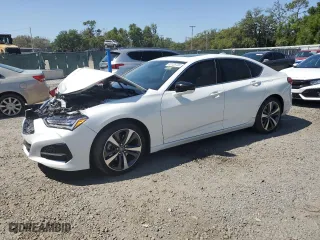 2024 Acura TLX w/Technology Package with VIN 19UUB5F47RA000752, listed as a Copart auction lot 52725735 with 11,224 mi miles and Salvage Title. Bid and sale history available at carsss.com. Image 1.