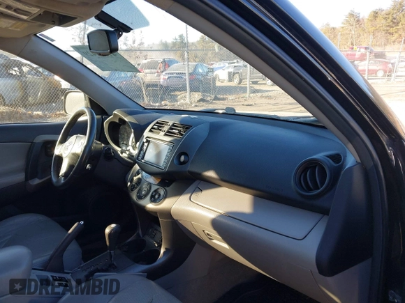 2010 Toyota RAV4 Ltd with VIN 2T3DK4DV4AW023951, listed as a IAAI auction lot 41243429 with 207,758 mi miles. Bid and sale history available at carsss.com. Image 5.