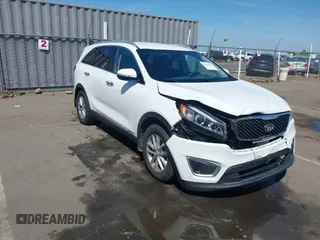 2017 Kia Sorento LX with VIN 5XYPGDA59HG307040, listed as a IAAI auction lot 42125920 with 125,303 mi miles and . Bid and sale history available at carsss.com. Image 1.