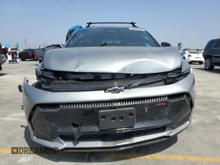 2025 Chevrolet Equinox EV RS z VIN 3GN7DSRP4SS152770, wystawiony jako Copart lot #60284935 z przebiegiem 1 775 mil mil oraz Czysty tytuł • Clean title. Historia ofert i sprzedaży dostępna na DreamBid. Obrazek 5.
