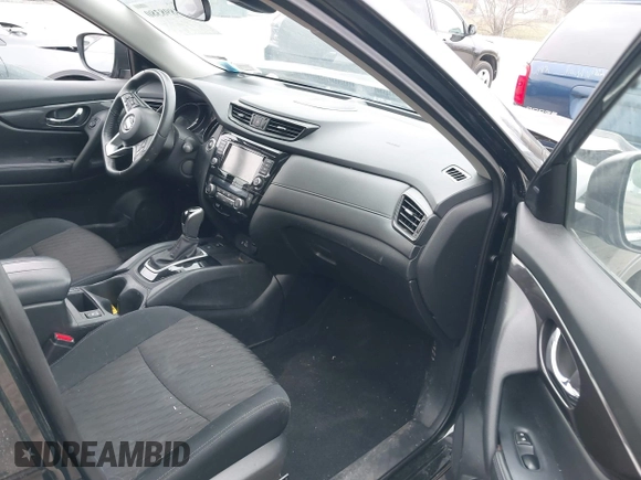 2019 Nissan Rogue SL with VIN 5N1AT2MV2KC782750, listed as a IAAI auction lot 41898380 with 51,813 mi miles. Bid and sale history available at carsss.com. Image 5.