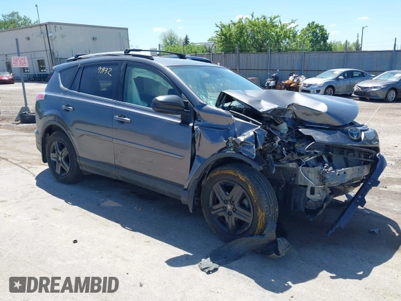 2018 Toyota RAV4 LE с VIN JTMBFREVXJJ745379, выставлен на аукционе IAAI как лот 42269832 с пробегом Не указан миль и . История ставок и продаж доступна на DreamBid. Изображение 1.