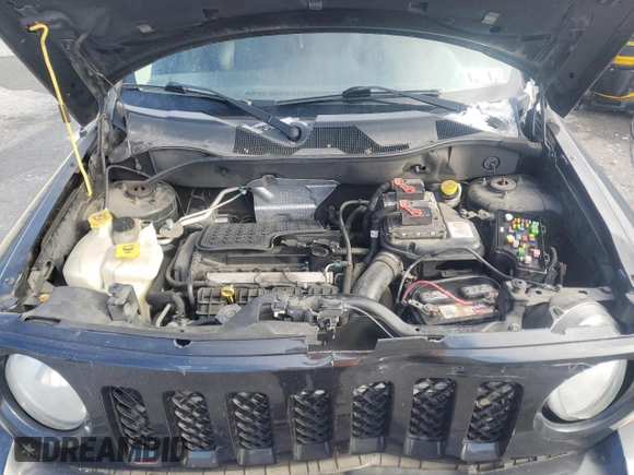 2011 Jeep Patriot Latitude X with VIN 1J4NF4GB8BD126731, listed as a Copart auction lot 41739225 with 84,663 mi miles and Salvage Title. Bid and sale history available at DreamBid. Image 11.
