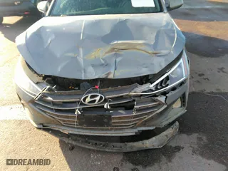 2019 Hyundai Elantra Preferred with VIN KMHD84LF1KU781751, listed as a IAAI auction lot 40728620 with 132,978 mi miles. Bid and sale history available at carsss.com. Image 6.