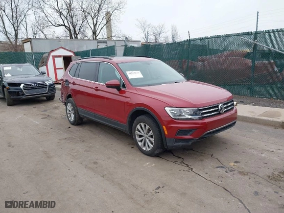 2019 Volkswagen Tiguan SE with VIN 3VV2B7AX3KM044275, listed as a IAAI auction lot 41555655 with 56,501 mi miles. Bid and sale history available at carsss.com. Image 1.
