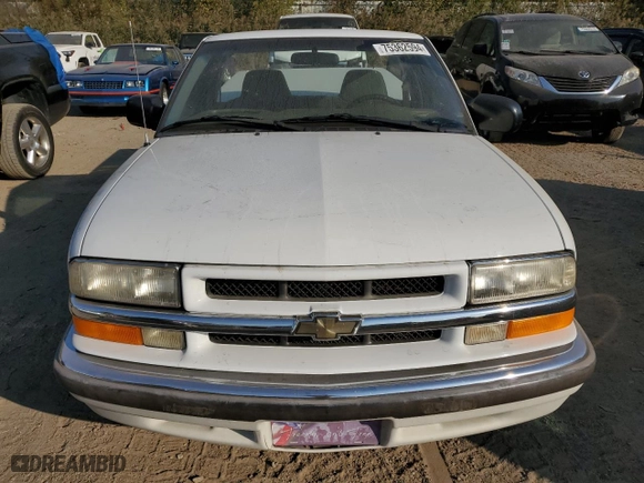 2000 Chevrolet S-10 LS with VIN 1GCCS1446Y8181595, listed as a Copart auction lot 75362594 with 212,245 mi miles and Clean Title. Bid and sale history available at carsss.com. Image 5.