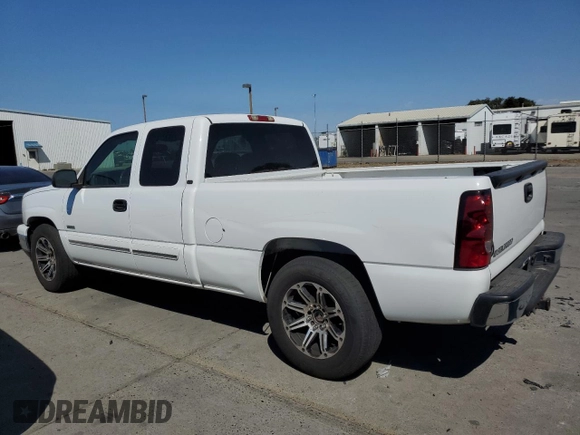 2006 Chevrolet Silverado 1500 LT1 with VIN 1GCEC19T16Z137825, listed as a Copart auction lot 70054844 with 64,477 mi miles and Salvage Title. Bid and sale history available at DreamBid. Image 2.
