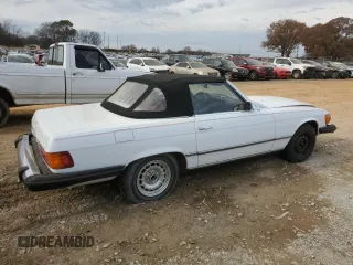1975 Mercedes-Benz SL с VIN 10704412027327, выставлен на аукционе Copart как лот 84707764 с пробегом 180 606 миль миль и Чистый • Clean title. История ставок и продаж доступна на DreamBid. Изображение 3.