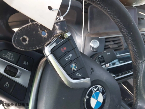 2020 BMW X4 xDrive30i with VIN 5UX2V1C00L9C35589, listed as a IAAI auction lot 41425163 with 1 mi miles. Bid and sale history available at carsss.com. Image 11.