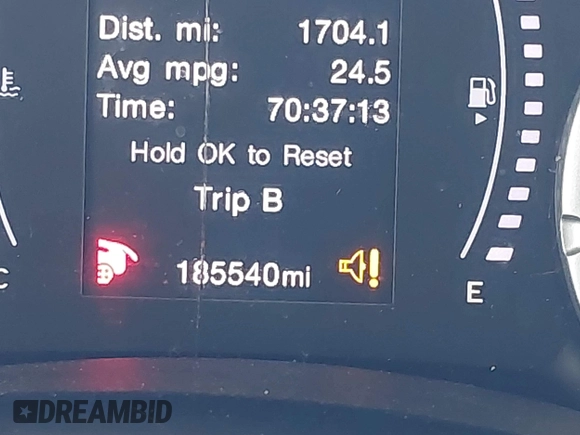 2018 Jeep Renegade Latitude with VIN ZACCJABB5JPG86563, listed as a IAAI auction lot 42109270 with 185,540 mi miles. Bid and sale history available at carsss.com. Image 16.