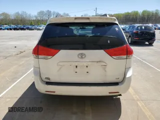 2014 Toyota Sienna LE AAS with VIN 5TDKK3DC5ES527044, listed as a Copart auction lot 52445695 with 162,664 mi miles and Clean Title. Bid and sale history available at carsss.com. Image 6.