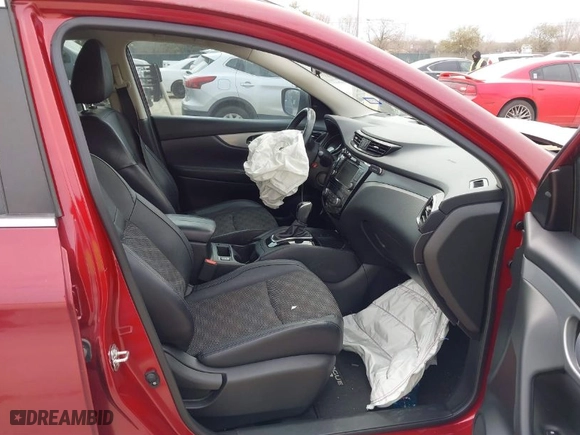 2020 Nissan Rogue Sport S with VIN JN1BJ1CV3LW264157, listed as a IAAI auction lot 41624968 with 96,673 mi miles. Bid and sale history available at carsss.com. Image 5.