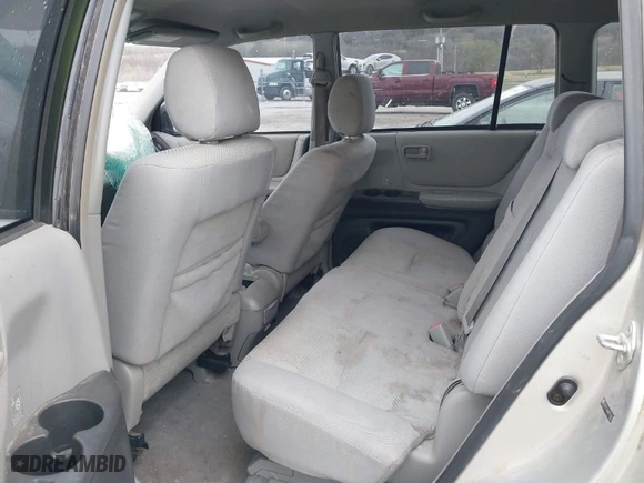 2006 Toyota Highlander w/3rd Row with VIN JTEDP21A660118252, listed as a IAAI auction lot 41773769 with 214,769 mi miles. Bid and sale history available at carsss.com. Image 8.