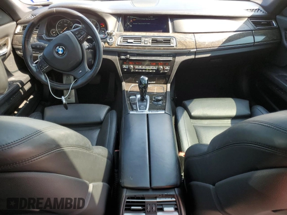 2013 BMW 7 Series 750Li with VIN WBAYE8C56DD132217, listed as a Copart auction lot 61976145 with 146,860 mi miles and Salvage title. Bid and sale history available at DreamBid. Image 8.