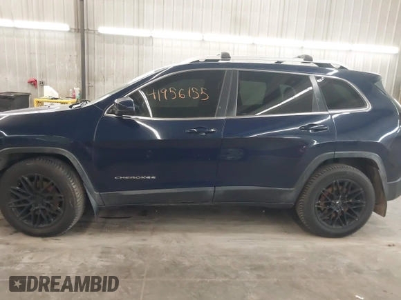 2014 Jeep Cherokee Latitude with VIN 1C4PJMCS9EW190255, listed as a IAAI auction lot 41956155 with 220,265 mi miles. Bid and sale history available at carsss.com. Image 14.