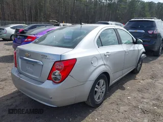 2014 Chevrolet Sonic LT с VIN 1G1JC5SH6E4153549, выставлен на аукционе IAAI как лот 41675769 с пробегом 149 038 миль миль и . История ставок и продаж доступна на DreamBid. Изображение 4.
