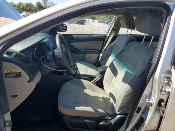 2010 Kia Forte EX z VIN KNAFU4A20A5142825, wystawiony jako Copart lot #74530694 z przebiegiem 125 961 mil mil oraz Szkoda całkowita • Salvage title. Historia ofert i sprzedaży dostępna na DreamBid. Obrazek 7.