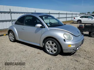 2001 Volkswagen Beetle GLX with VIN 3VWDD21C51M418611, listed as a Copart auction lot 54907905 with 131,548 mi miles and Clean Title. Bid and sale history available at DreamBid. Image 4.
