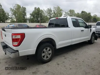 2022 Ford F-150 XL z VIN 1FTEX1CP1NKE04226, wystawiony jako Copart lot #51713865 z przebiegiem 72 561 mil mil oraz Szkoda całkowita • Salvage title. Historia ofert i sprzedaży dostępna na DreamBid. Obrazek 3.