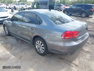 2014 Volkswagen Passat Wolfsburg Ed with VIN 1VWAT7A39EC109525, listed as a IAAI auction lot 41919773 with 133,510 mi miles. Bid and sale history available at carsss.com. Image 3.