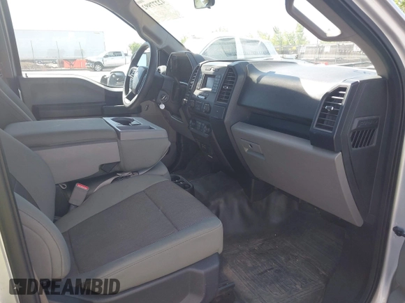 2015 Ford F-150 XLT z VIN 1FTEW1EP9FKD42687, wystawiony jako IAAI lot #42277992 z przebiegiem 160 354 mil mil oraz . Historia ofert i sprzedaży dostępna na DreamBid. Obrazek 5.