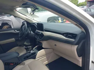 2020 Ford Escape SEL with VIN 1FMCU0H68LUC18559, listed as a IAAI auction lot 42599064 with 84,889 mi miles and . Bid and sale history available at DreamBid. Image 5.