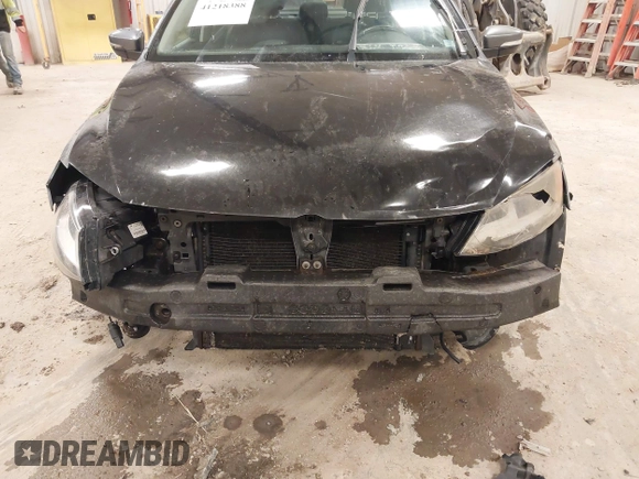 2011 Volkswagen Jetta SE with VIN 3VWDZ7AJXBM316686, listed as a IAAI auction lot 41218388 with 239,027 mi miles and . Bid and sale history available at DreamBid. Image 6.