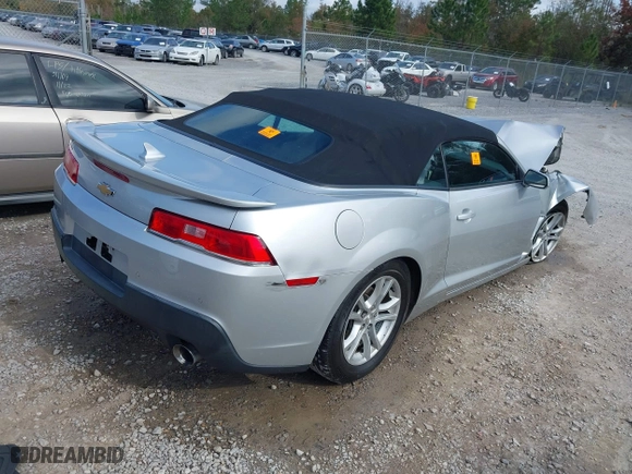2015 Chevrolet Camaro LT with VIN 2G1FD3D31F9294066, listed as a IAAI auction lot 40945704 with 1 mi miles. Bid and sale history available at carsss.com. Image 4.