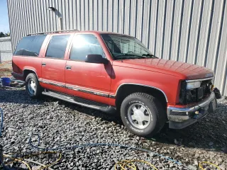 1997 Chevrolet Suburban with VIN 1GNEC16R3VJ444006, listed as a Copart auction lot 83015934 with 355,854 mi miles and Salvage Title. Bid and sale history available at carsss.com. Image 4.