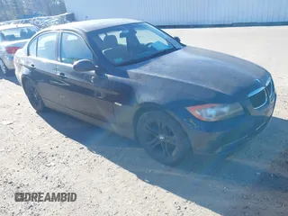 2008 BMW 3 Series 328xi with VIN WBAVC73508KX91012, listed as a IAAI auction lot 41291210 with 176,184 mi miles. Bid and sale history available at carsss.com. Image 1.