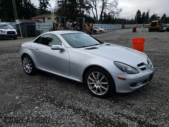 2006 Mercedes-Benz SLK 350 with VIN WDBWK56FX6F101094, listed as a Copart auction lot 47838895 with 102,273 mi miles and Salvage title. Bid and sale history available at DreamBid. Image 11.