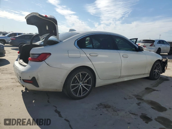 2020 BMW 3 Series 330i with VIN 3MW5R1J01L8B08554, listed as a Copart auction lot 47298125 with 98,461 mi miles and Salvage Title. Bid and sale history available at carsss.com. Image 3.