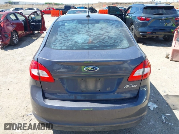 2013 Ford Fiesta S с VIN 3FADP4AJ7DM207683, выставлен на аукционе IAAI как лот 42220602 с пробегом 129 549 миль миль и . История ставок и продаж доступна на DreamBid. Изображение 16.