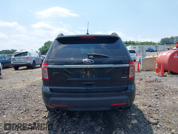 2014 Ford Explorer with VIN 1FM5K8B84EGA10977, listed as a IAAI auction lot 42660335 with 246,396 mi miles and . Bid and sale history available at DreamBid. Image 16.