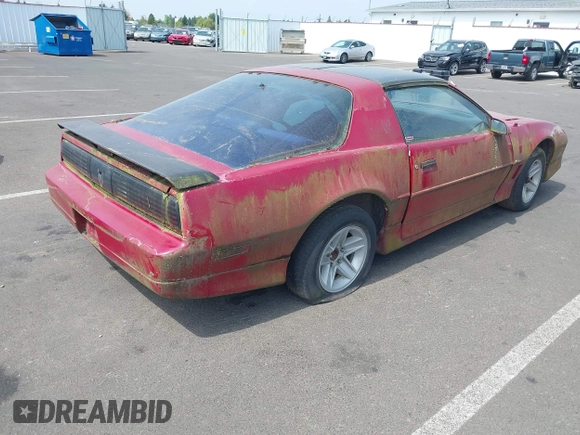 1988 Pontiac Firebird Trans Am с VIN 1G2FW21E0JL216496, выставлен на аукционе IAAI как лот 42131654 с пробегом 231 941 миль миль и . История ставок и продаж доступна на DreamBid. Изображение 4.
