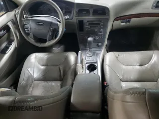 2002 Volvo V70 with VIN YV1SZ58D721069956, listed as a Copart auction lot 51344055 with 158,449 mi miles and Salvage Title. Bid and sale history available at carsss.com. Image 8.