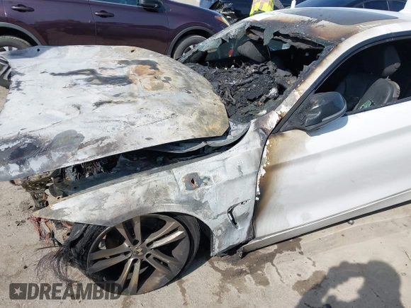 2015 BMW 4 Series 428i with VIN WBA3N7C53FK222492, listed as a IAAI auction lot 41612989 with Not Provided miles. Bid and sale history available at carsss.com. Image 12.